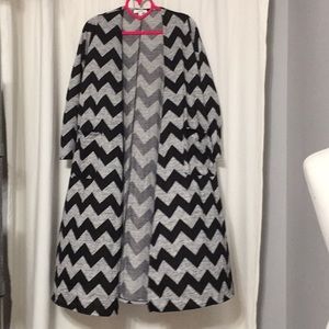 XS gray black chevron LuLaRoe Sarah